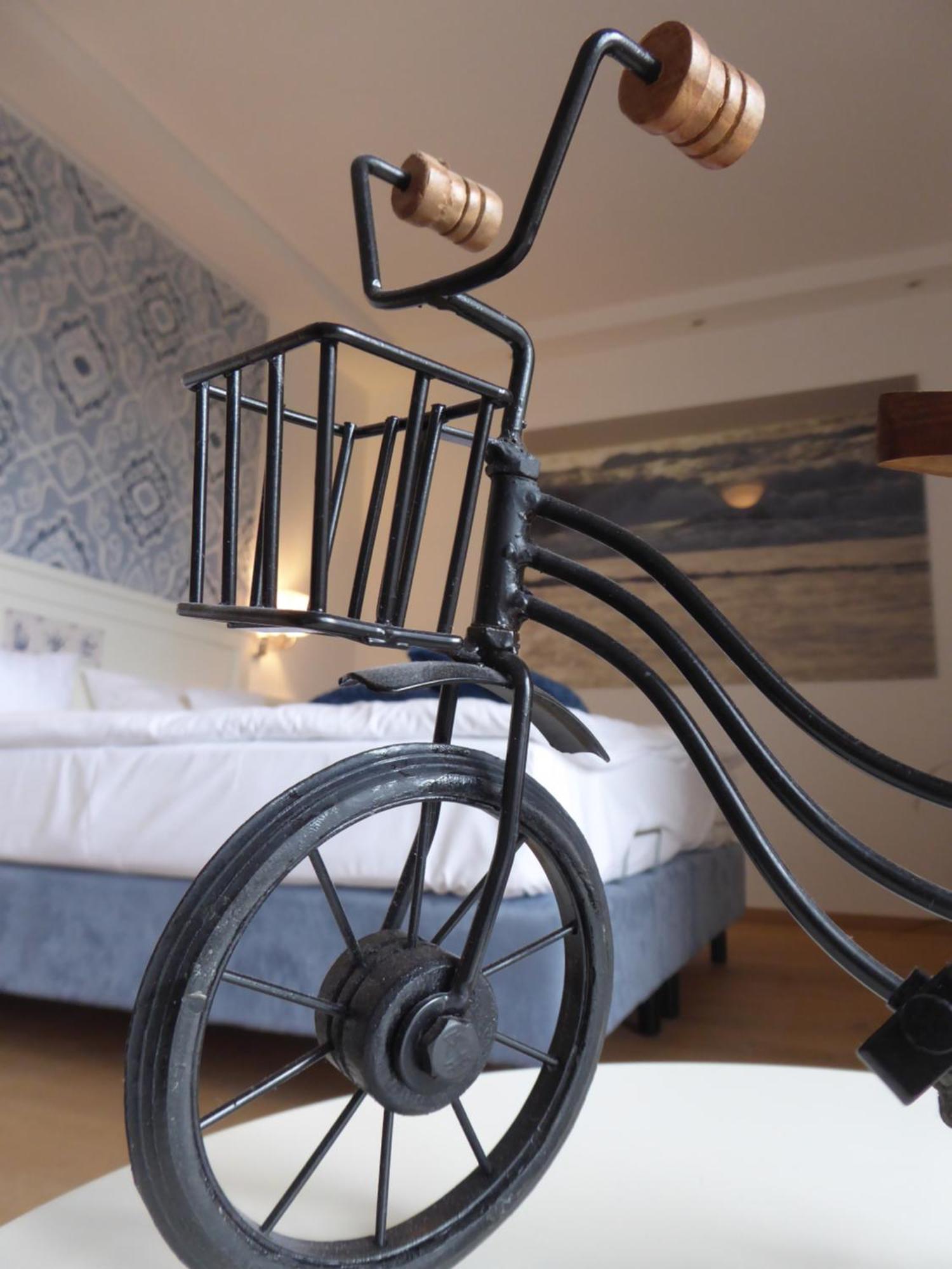 Romantik Hotel Achterdiek Йюст Экстерьер фото