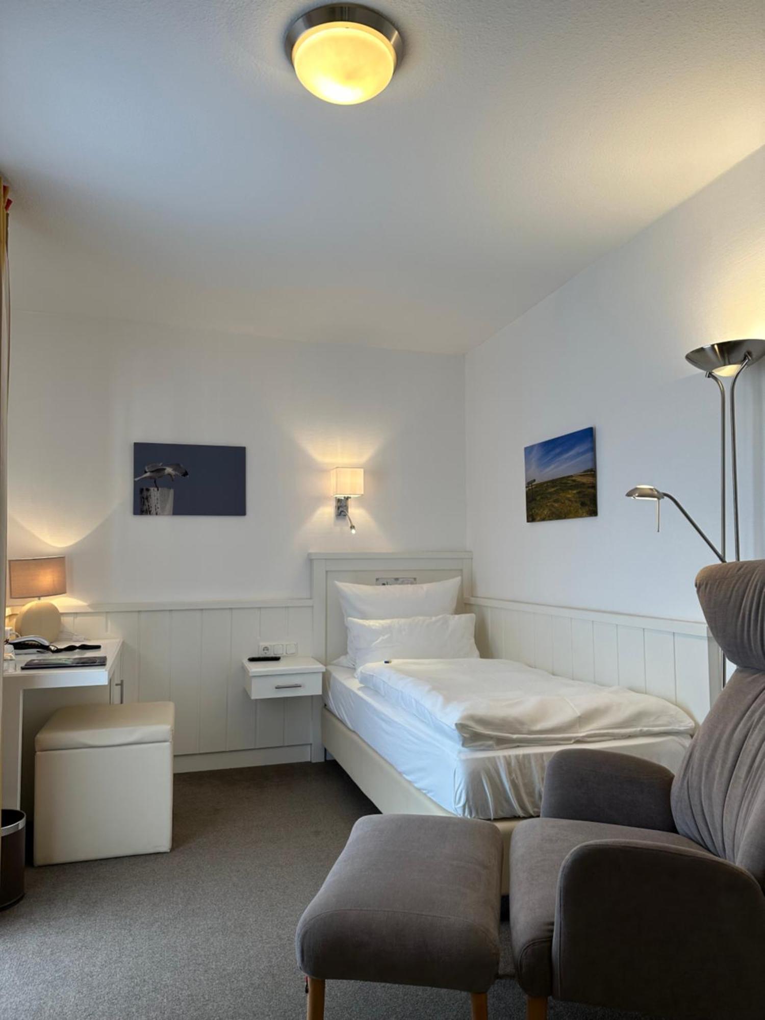 Romantik Hotel Achterdiek Йюст Экстерьер фото