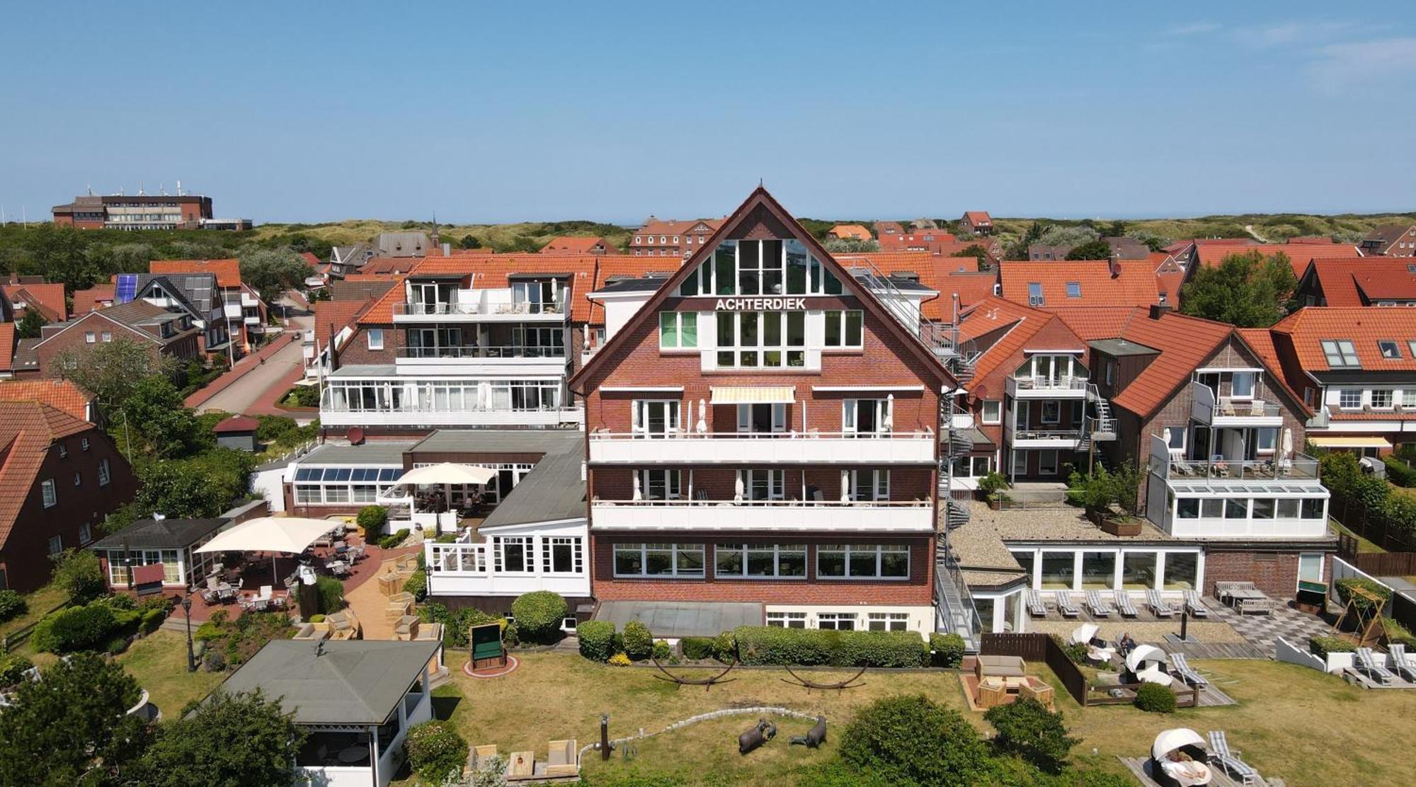 Romantik Hotel Achterdiek Йюст Экстерьер фото