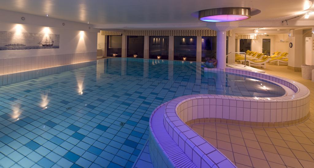 Romantik Hotel Achterdiek Йюст Экстерьер фото